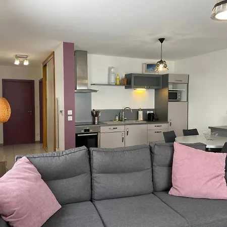 Confort Avec Piscine, Terrasse, Et Sauna Prive En Montagne - Fr-1-589-101 Holiday home Ferdrupt